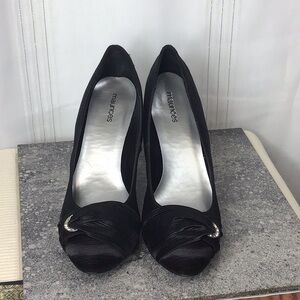 Maurices Black Satin Round Toe with Rhinestone Bow High Heels Sz.8